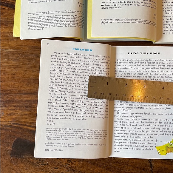 13 GOLDEN GUIDE Vintage Reference Books: Shells Fossils Spiders Trees Rocks MORE - Picture 14 of 15